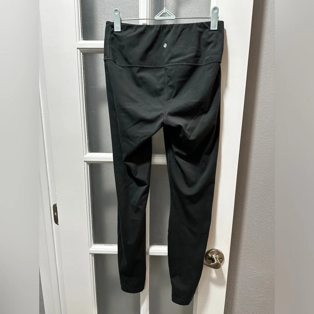 ⭐️SOLD⭐️ Yogalicious High Waist Ultra Soft Nude Tech Legging - Picture 4 of 7